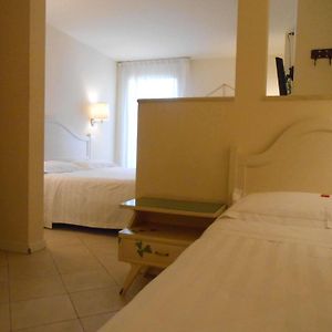 Dreibettzimmer